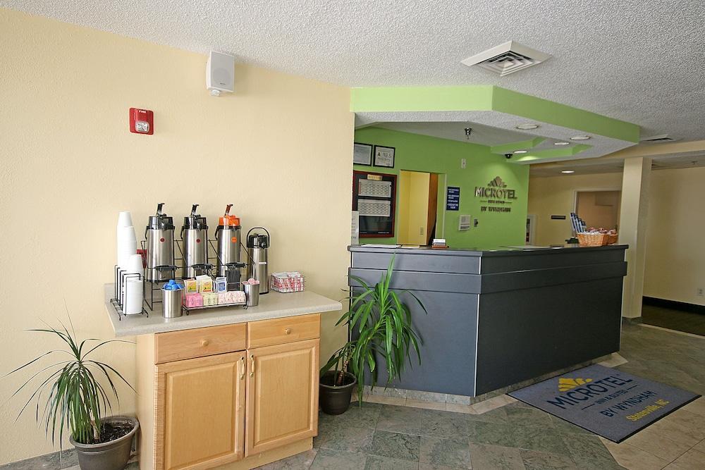Microtel Inn & Suites By Wyndham סטייטסוויל מראה חיצוני תמונה