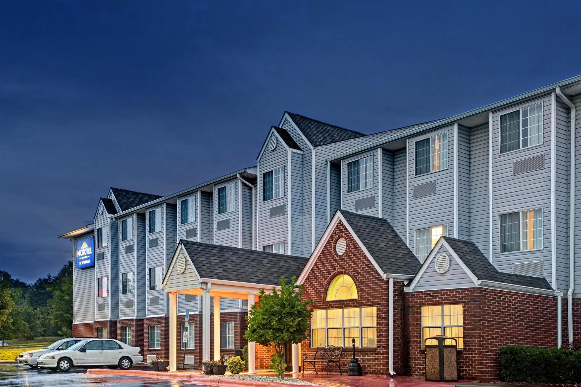 Microtel Inn & Suites By Wyndham סטייטסוויל מראה חיצוני תמונה
